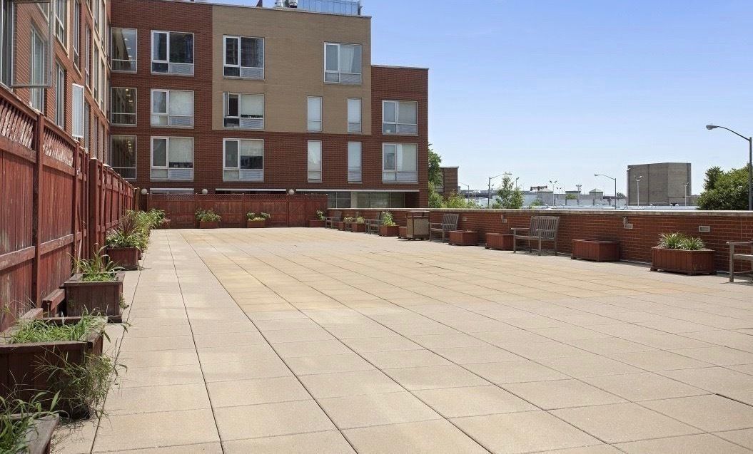 2-40 51st Avenue, Unit 2N Queens, NY 11101 - Photo 8 of 10 a view of a terrace