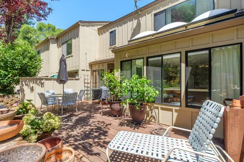 $879,000 | 8 Elf Owl Court, Novato, CA 94949