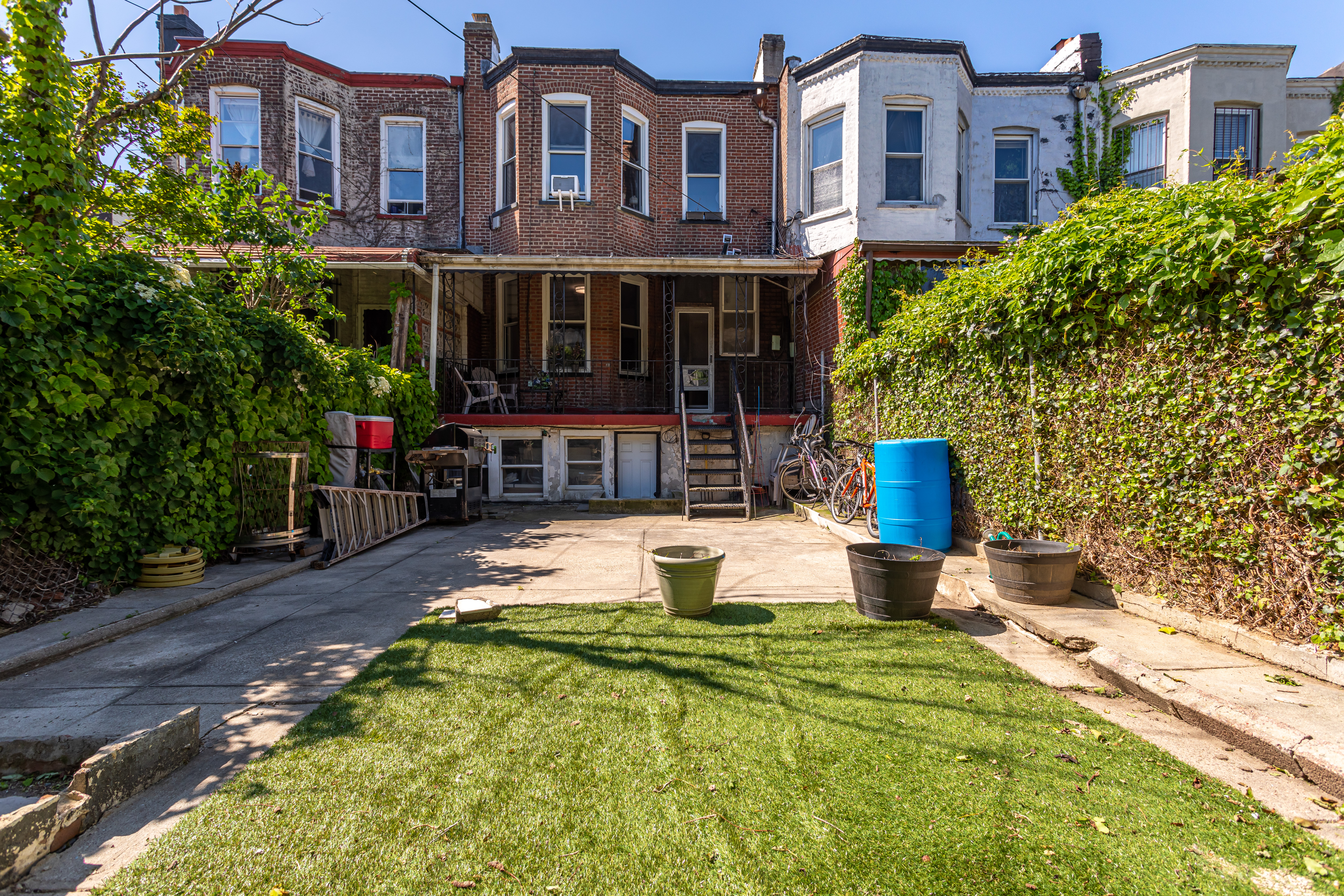 1191 Lincoln Place, Unit 1 Brooklyn, NY 11213 - Photo 12 of 13 a view of a house with swimming pool
