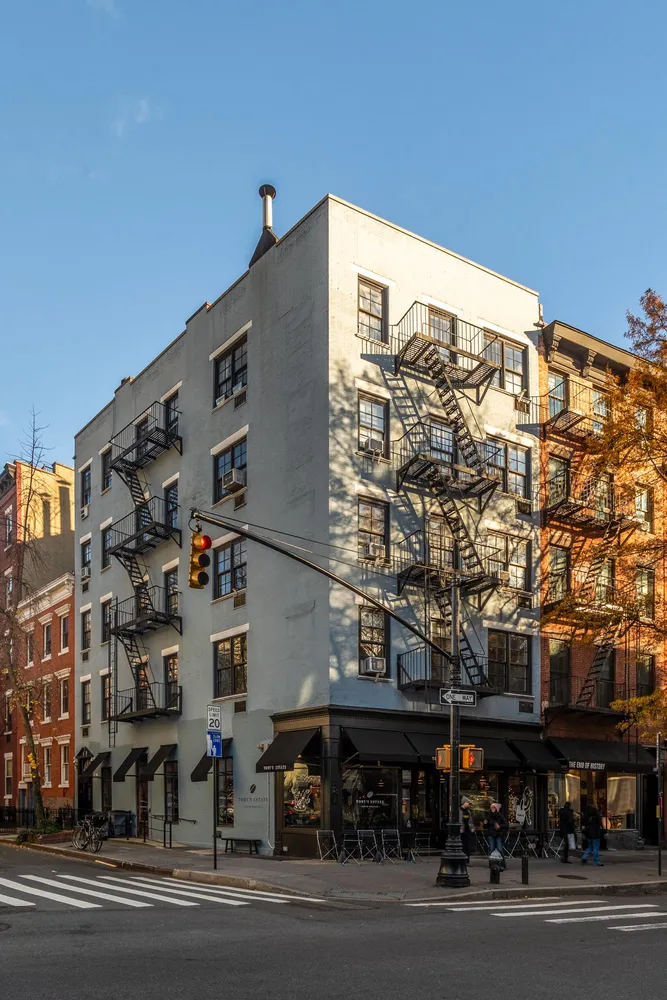 $5,300 | 108 Perry Street, Unit 4A | West Village