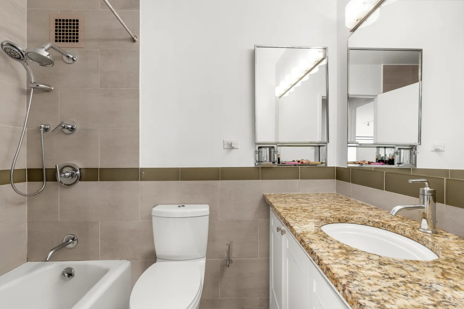 $849,000 | 303 East 57th Street, Unit 30E | Sutton Place