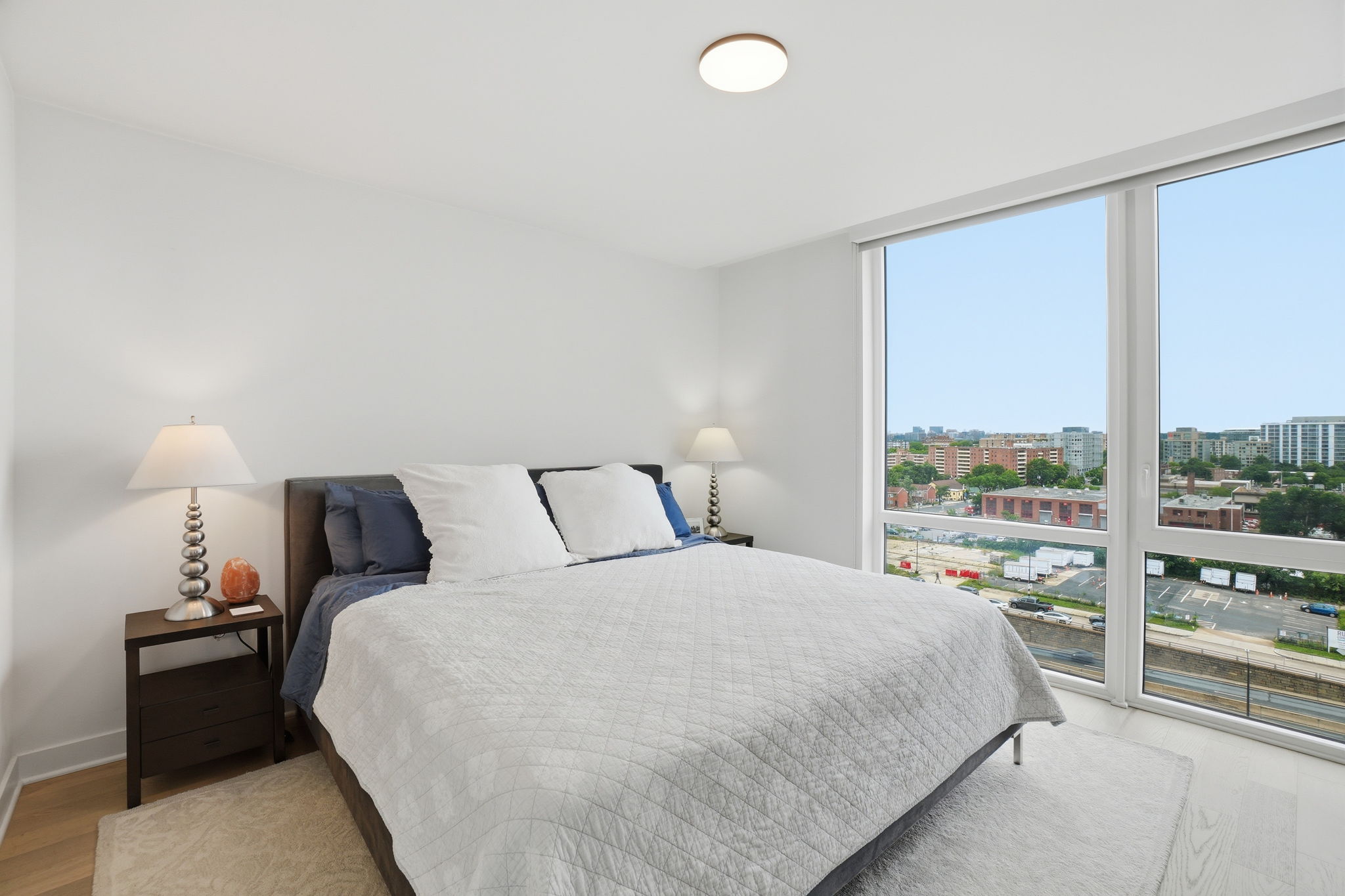 37 L Street Southeast, Unit 902 Washington, DC 20003 - Photo 14 of 44