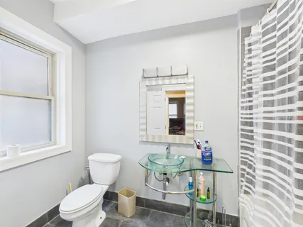 $345,000 | 5237 South Michigan Avenue, Unit 2N, Chicago, IL 60615