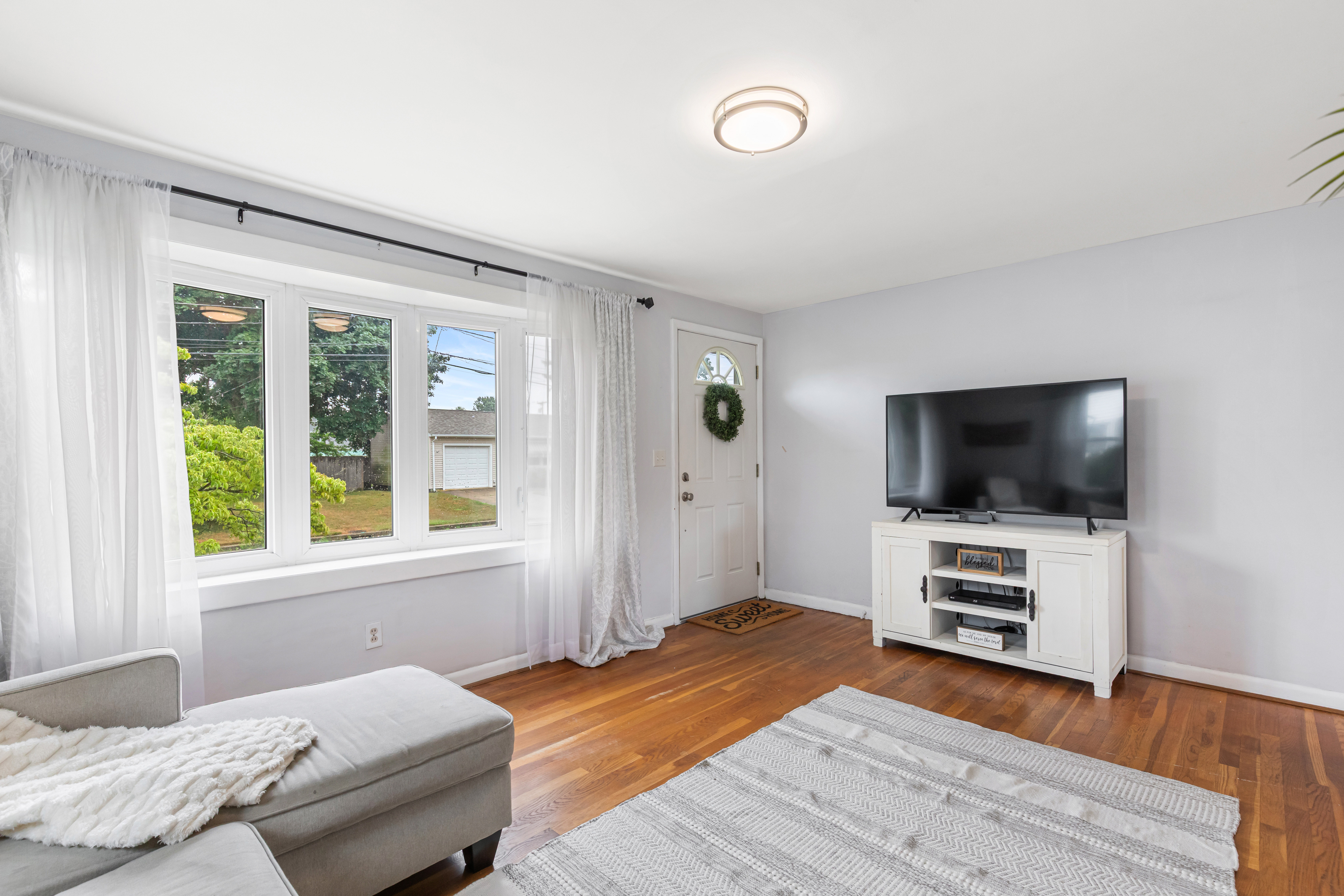 14 Primrose Drive Riverside, RI 02915 - Photo 8 of 36
