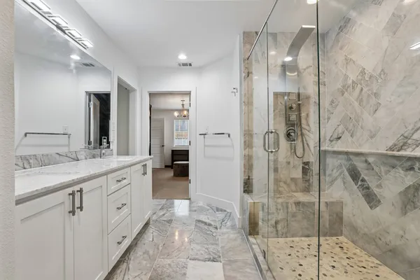 $935,000 | 6220 Harrogate Drive, Austin, TX 78759