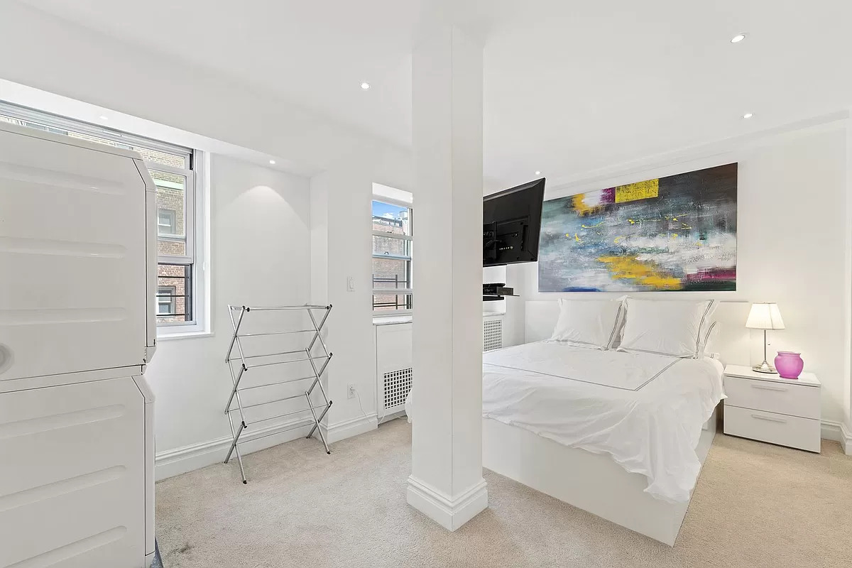 40 East 78th Street, Unit 9H Manhattan, NY 10075 - Photo 10 of 11