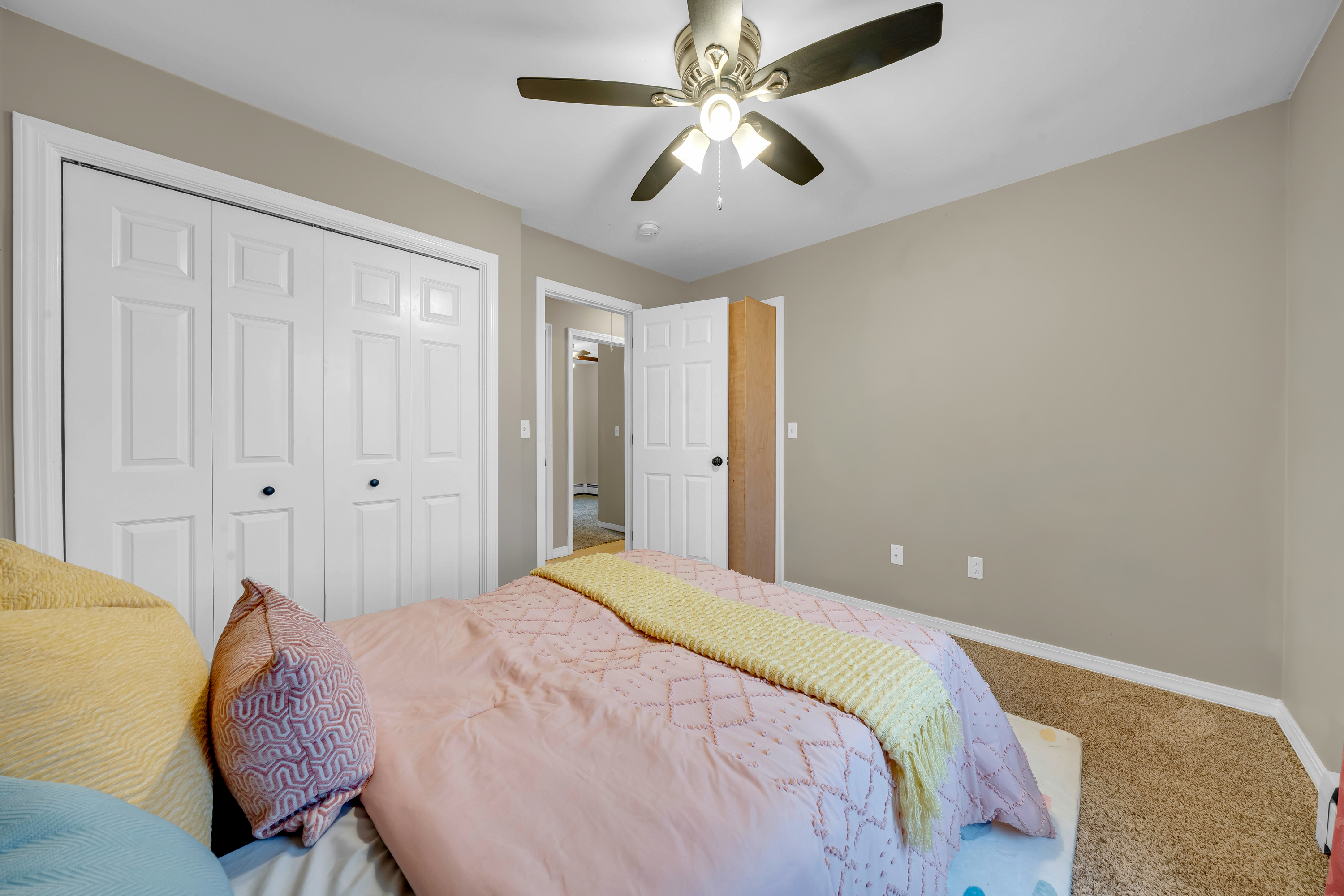 79 Pullman Street Manchester, NH 03103 - Photo 17 of 29