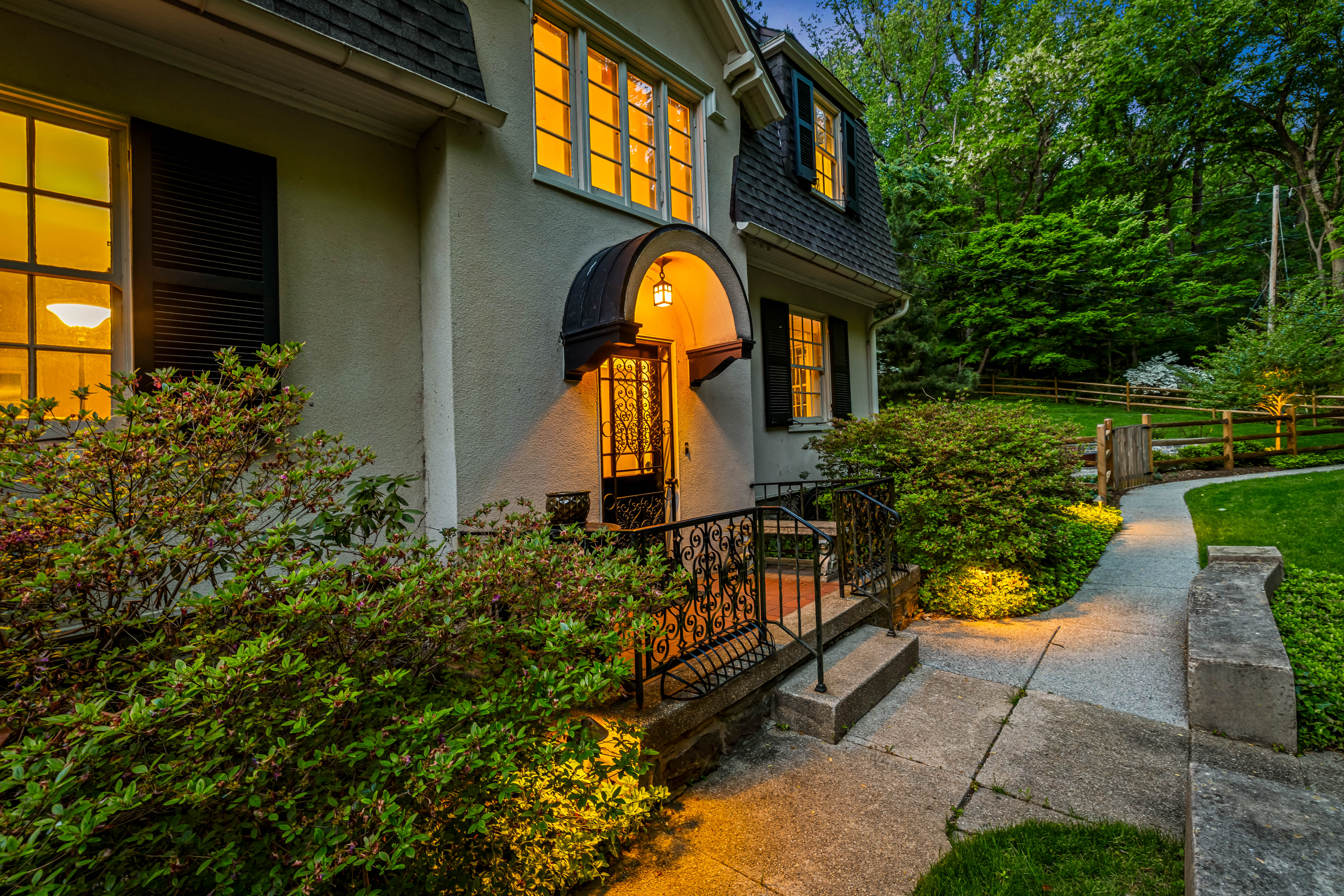 401 Edgevale Road Baltimore, MD 21210 - Photo 9 of 32