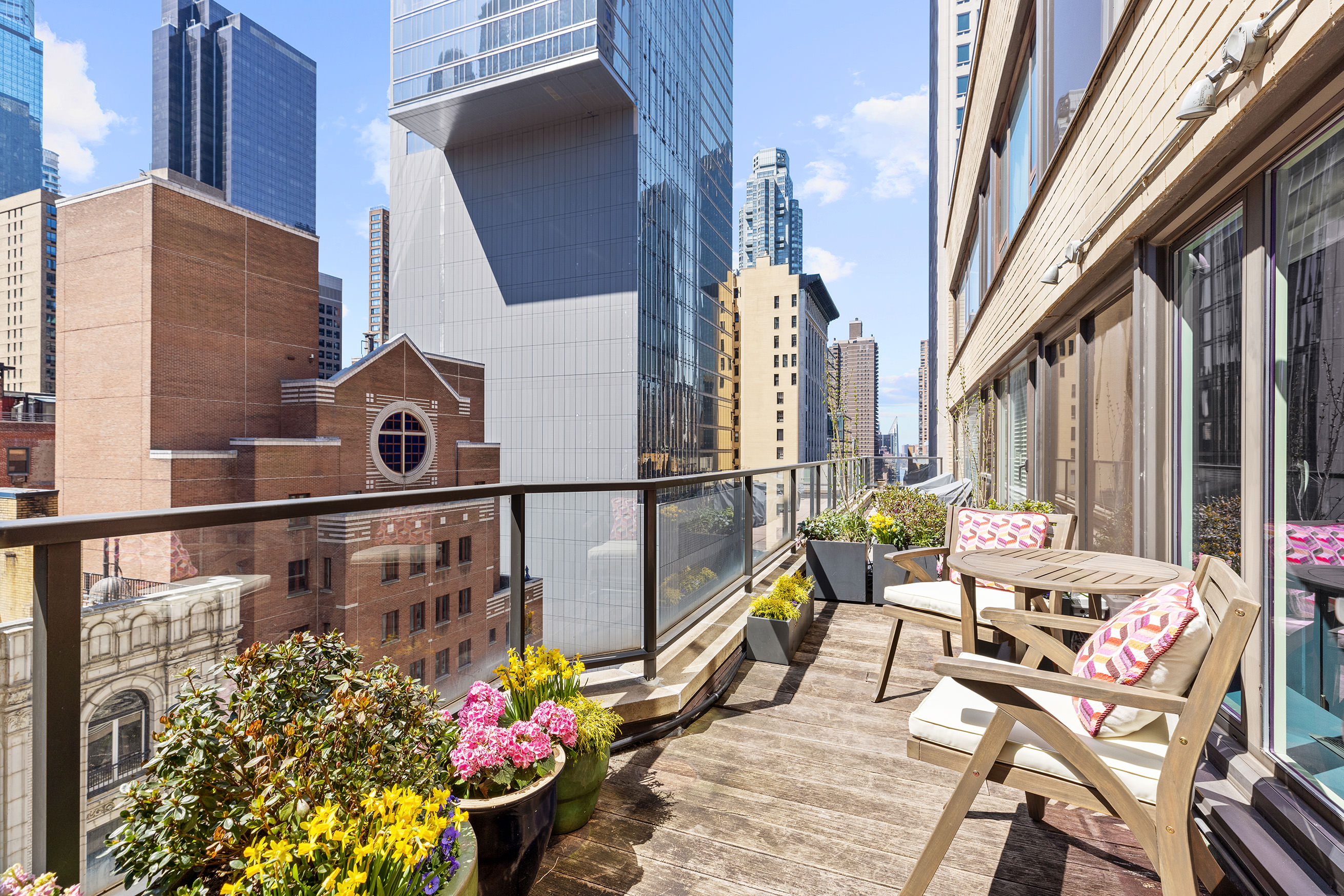 200 Central Park South, Unit 20J Manhattan, NY 10019 - Photo 2 of 15