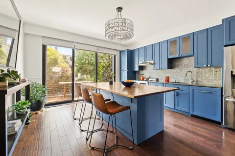 $3,150,000 | 455 Union Street | Carroll Gardens
