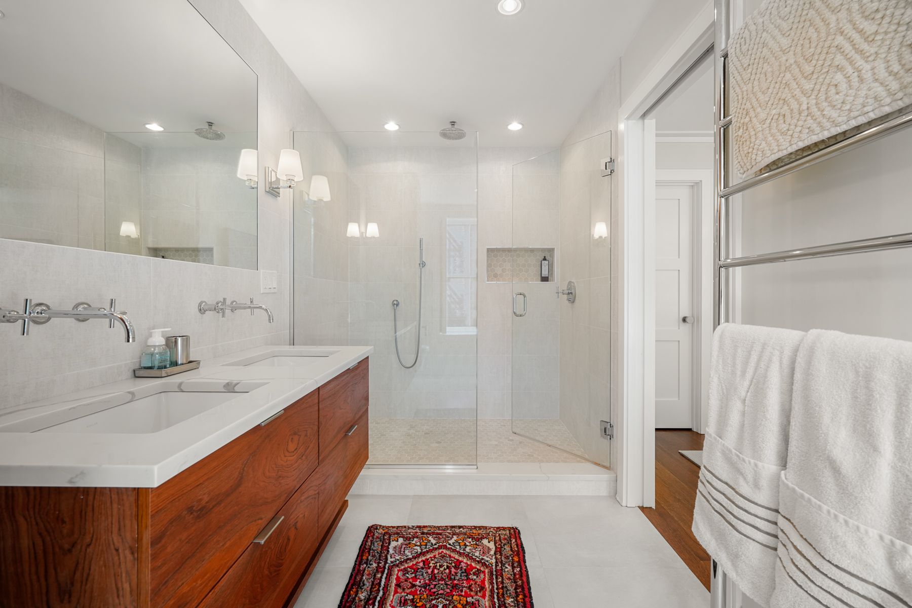 220 West Canton Street, Unit 1 Boston, MA 02116 - Photo 13 of 32