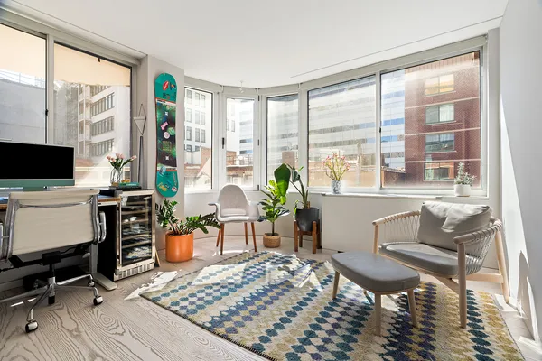 $2,500,000 | 275 Greenwich Street, Unit 8NS | TriBeCa