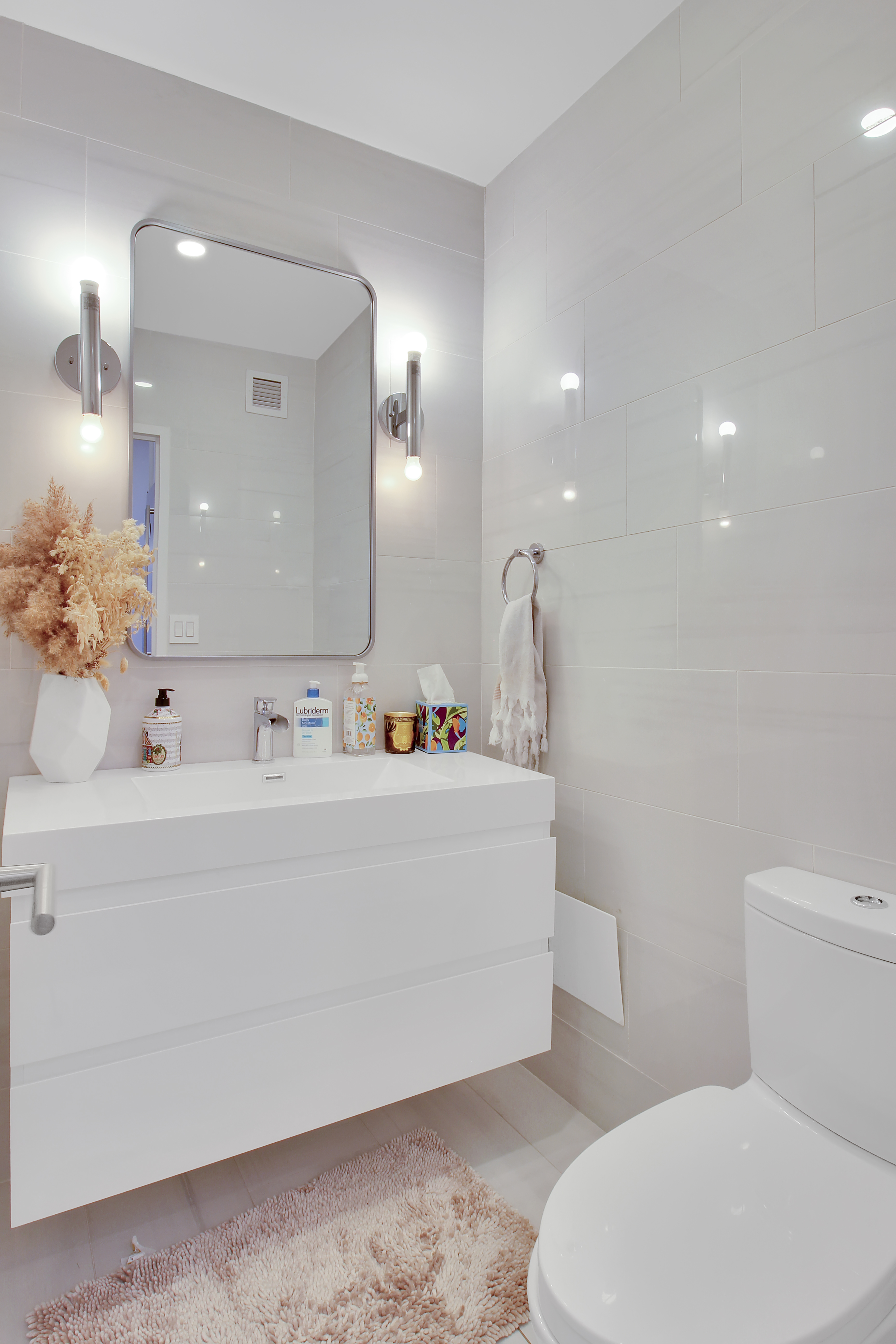 347 West 57th Street, Unit PHD Manhattan, NY 10019 - Photo 8 of 10