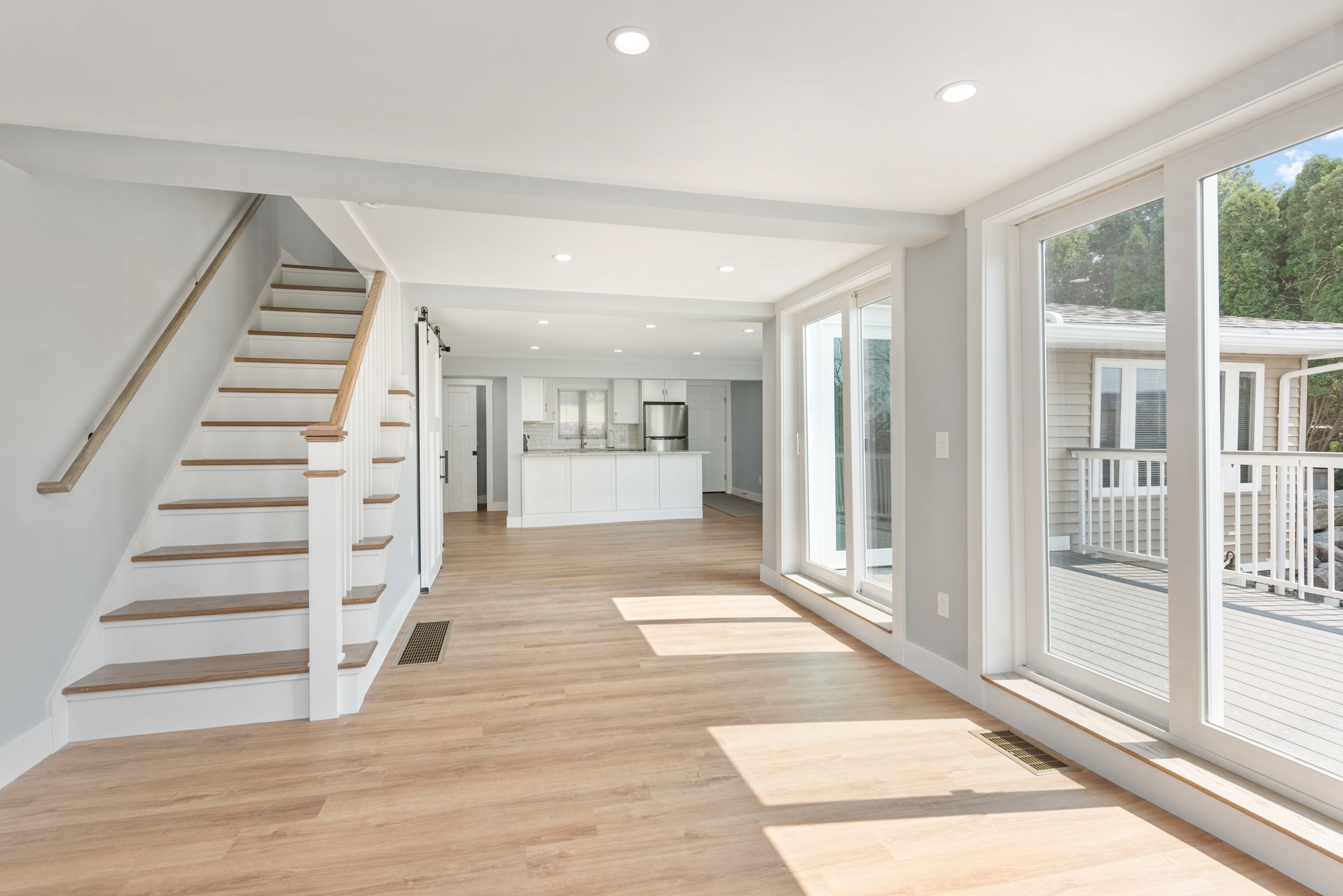 286 Riverside Drive Tiverton, RI 02878 - Photo 18 of 75