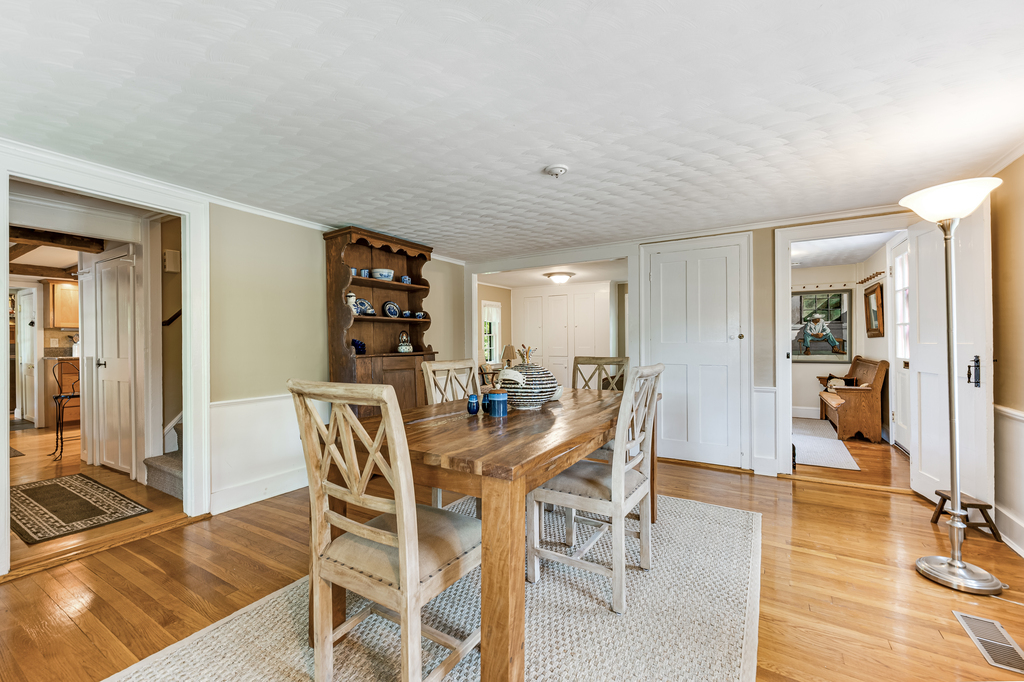 38 Berkeley Street Reading, MA 01867 - Photo 31 of 50