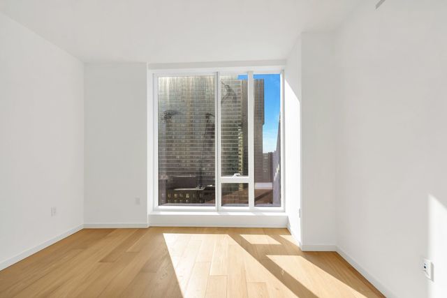 1 West End Avenue, Unit 16J Manhattan, NY 10069 - Photo 7 of 31