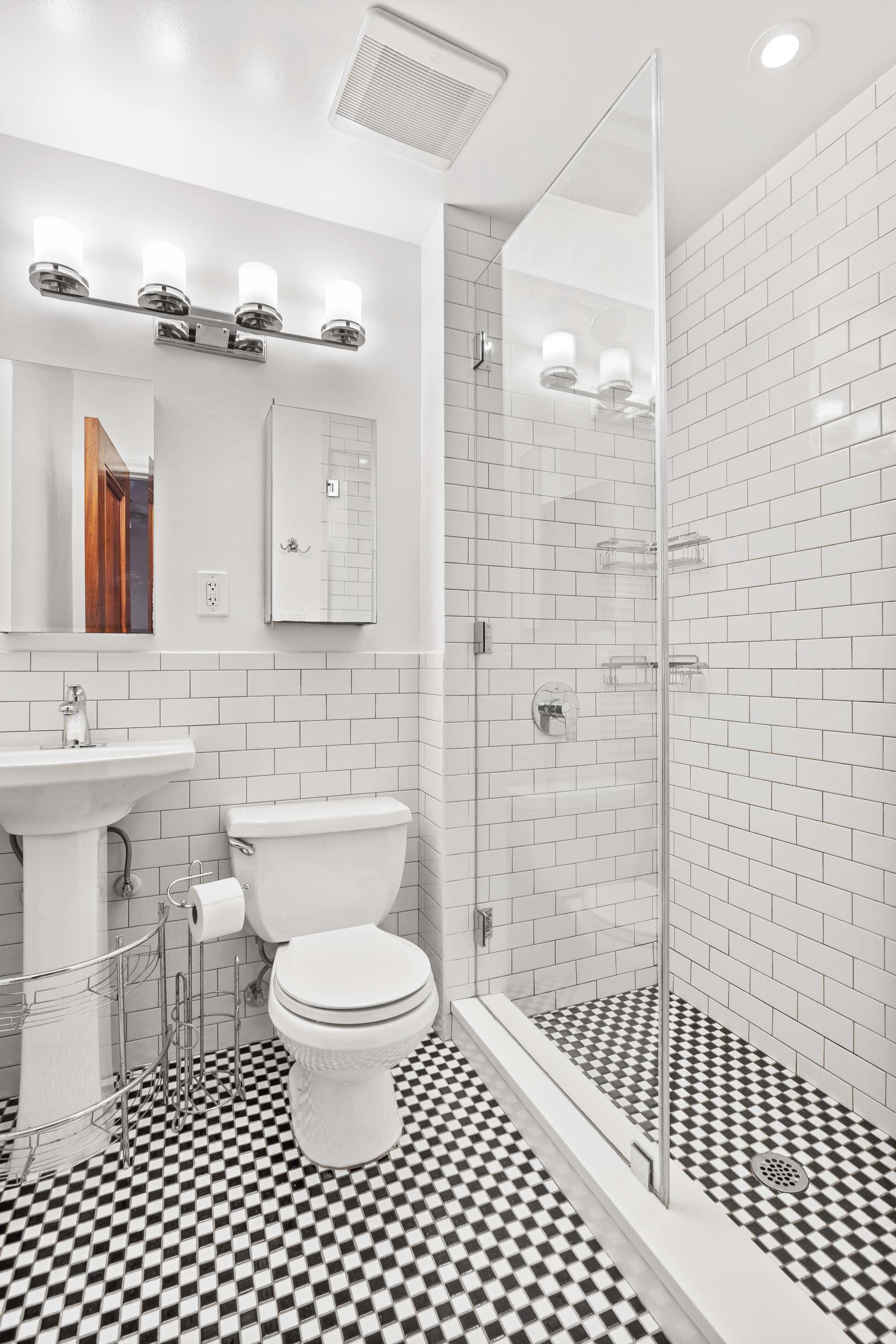 192 Berkeley Place, Unit 1 Brooklyn, NY 11217 - Photo 7 of 9