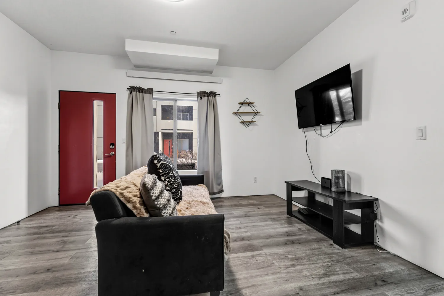 $460,000 | 47 Cedron Road, Unit 9, Victor, ID 83455