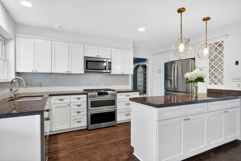 $1,795,000 | 6101 Shadow, Austin, TX 78731