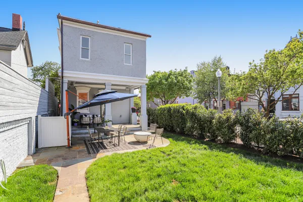 Contact Agent | 419 U Street Northwest, Washington, DC 20001