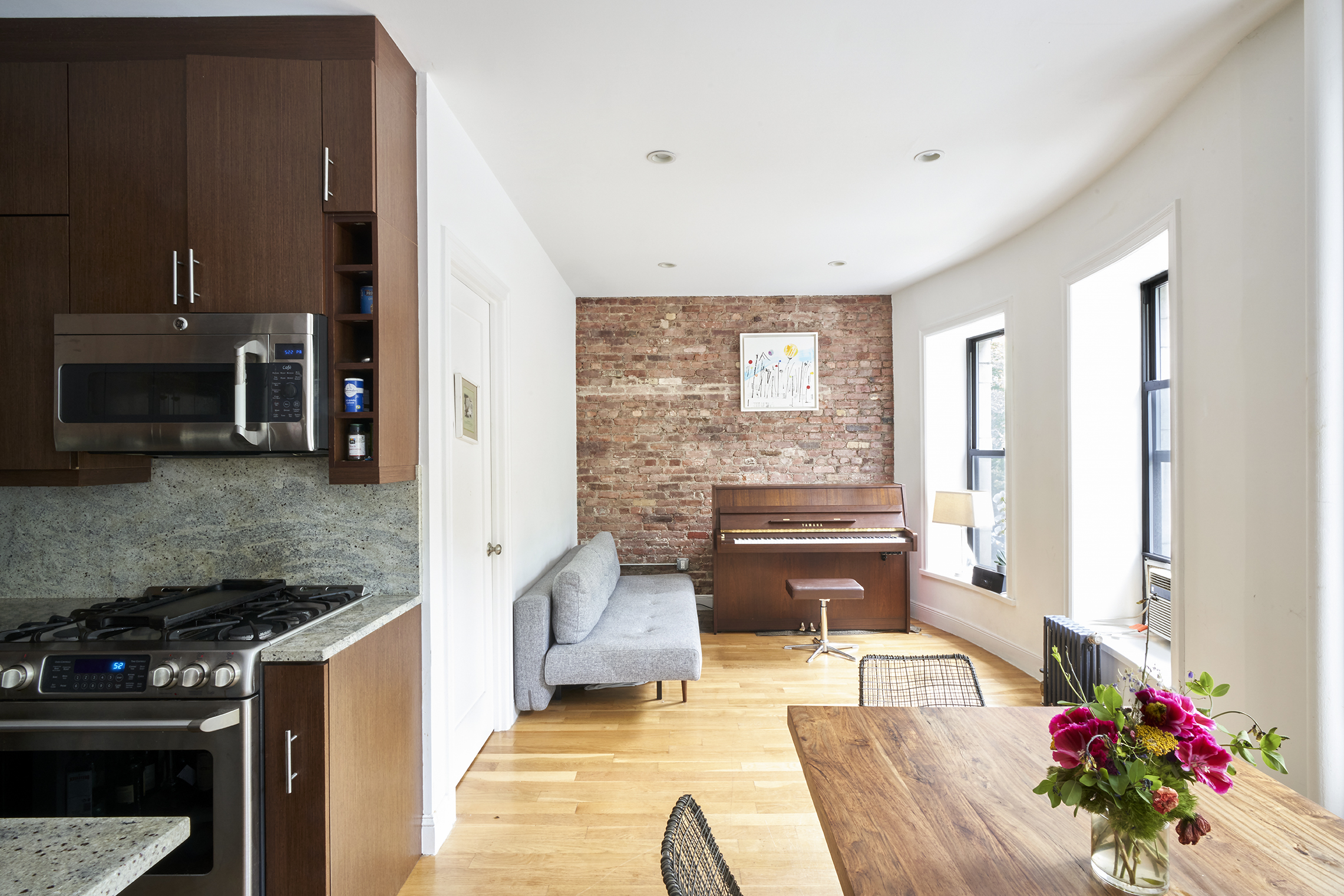 40 Stuyvesant Street, Unit 4 Manhattan, NY 10003 - Photo 4 of 6