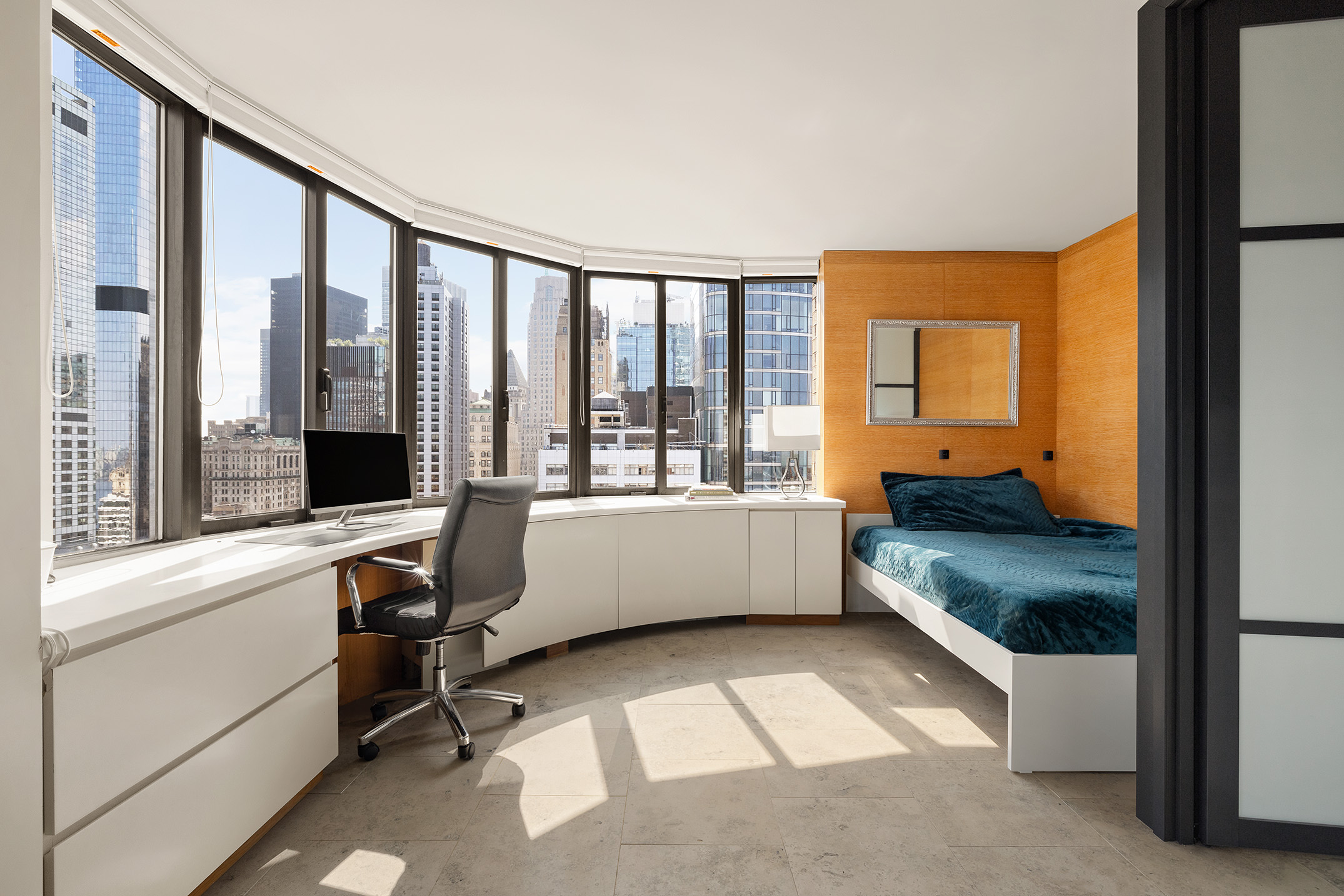200 Rector Place, Unit 36LM Manhattan, NY 10280 - Photo 7 of 15 a room with windows