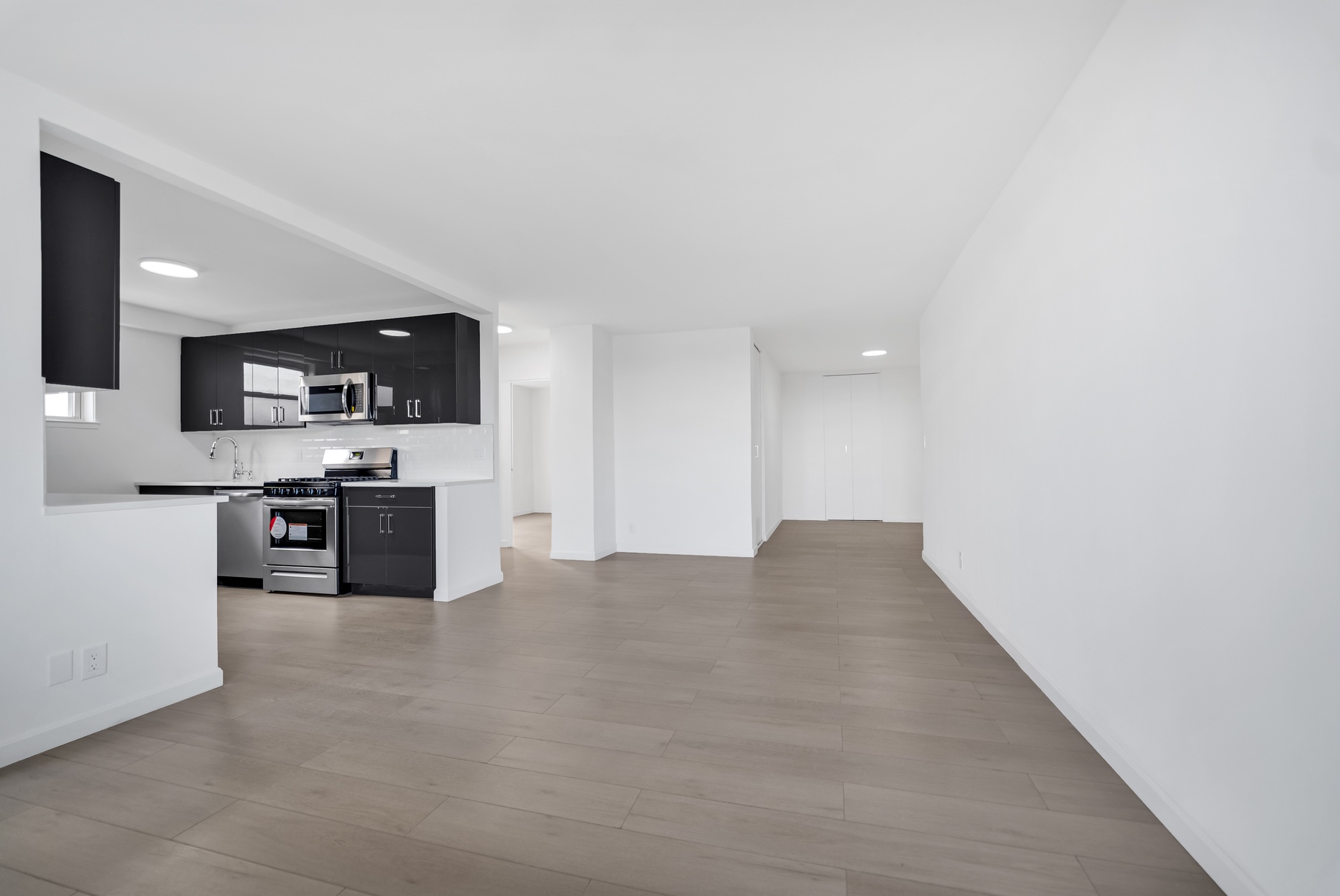 5900 Arlington Avenue, Unit 4H Bronx, NY 10471 - Photo 3 of 15