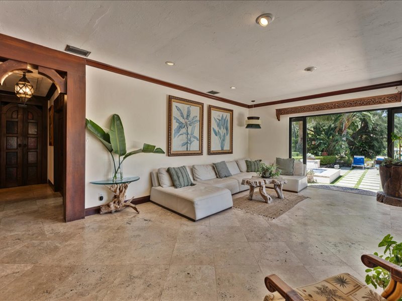 1150 North Biscayne Point Road Miami Beach, FL 33141 - Photo 62 of 65 Gallery Image 62
