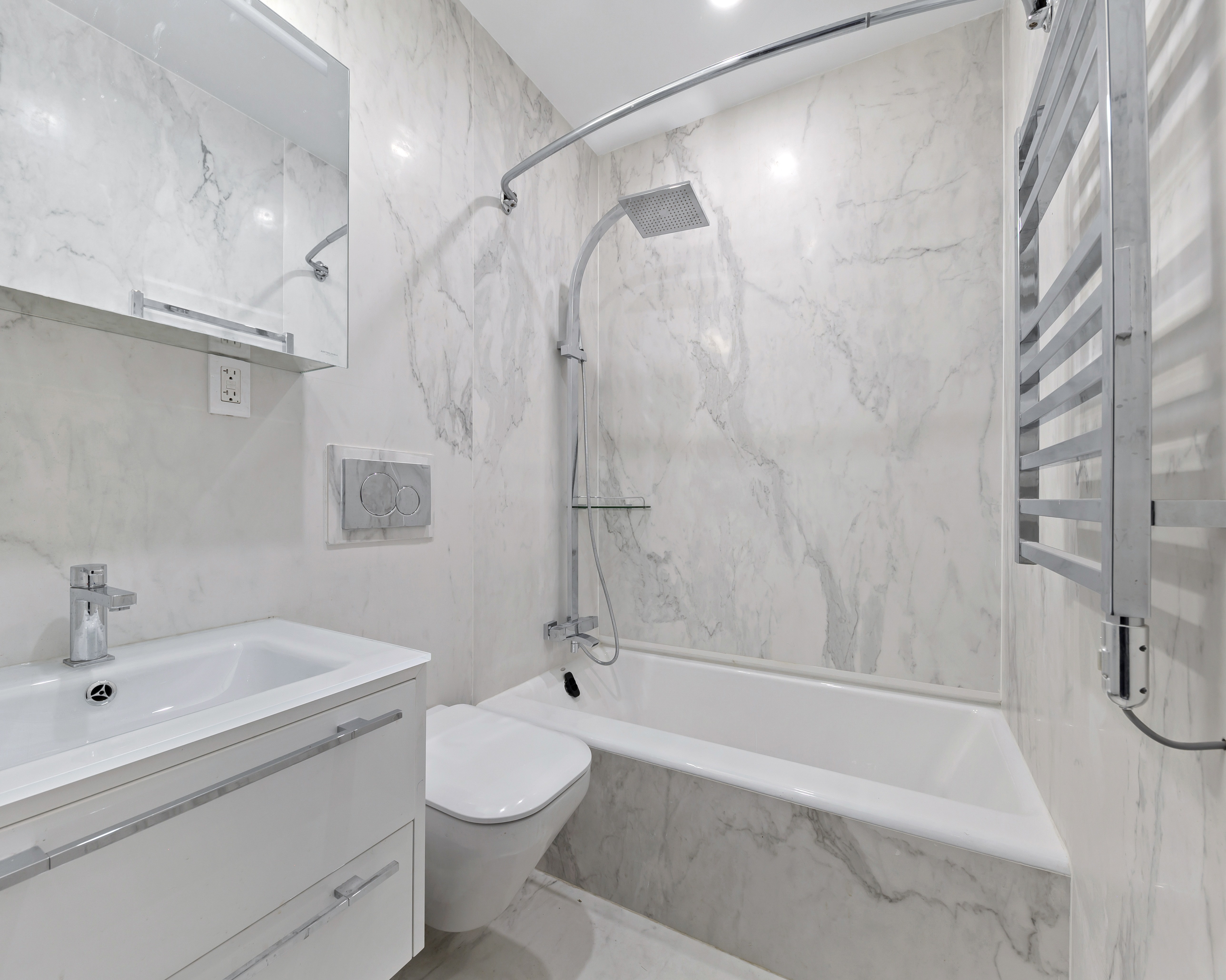 35 Perry Street, Unit PARLOR Manhattan, NY 10014 - Photo 6 of 6