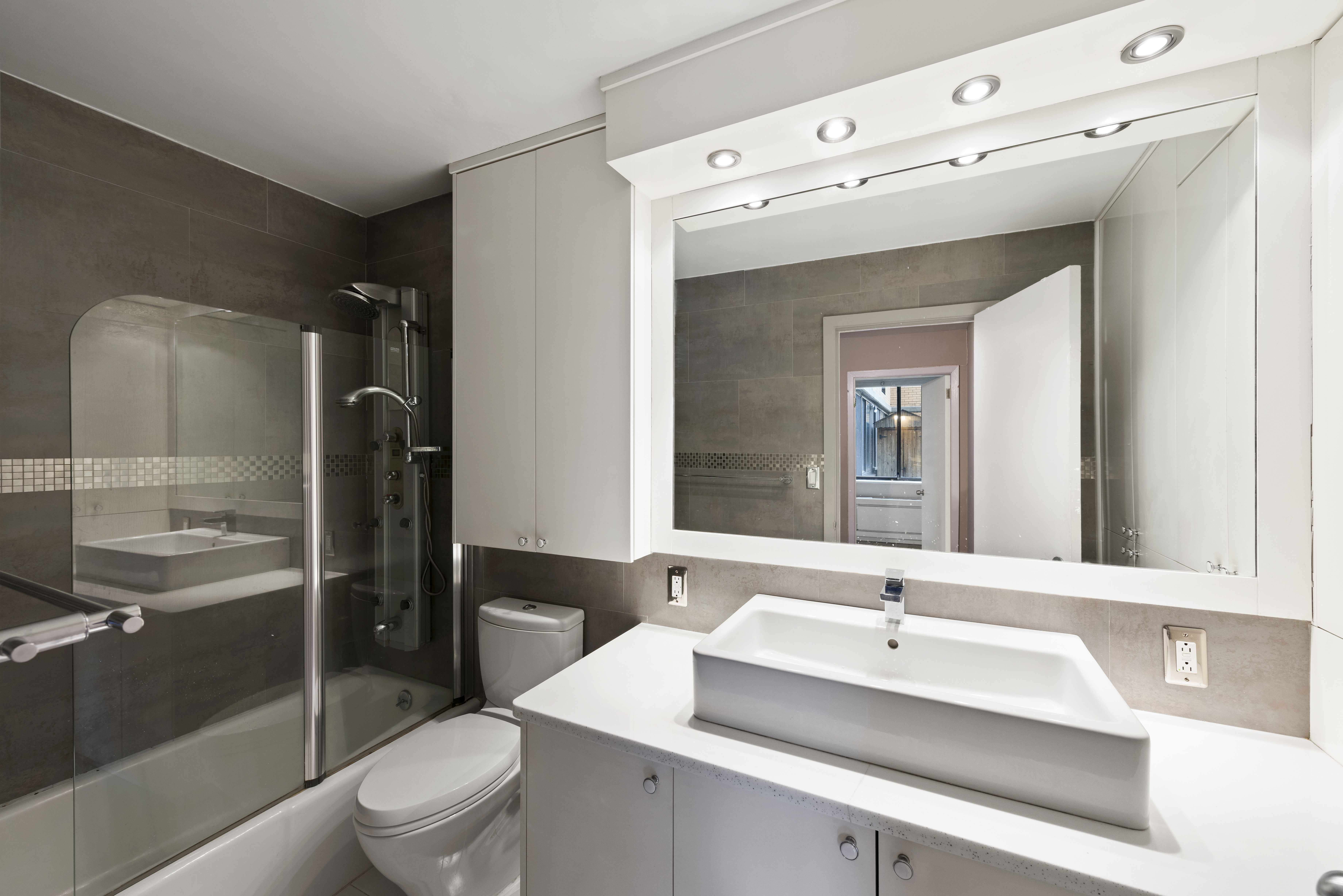 275 West 96th Street, Unit 5R Manhattan, NY 10025 - Photo 6 of 12