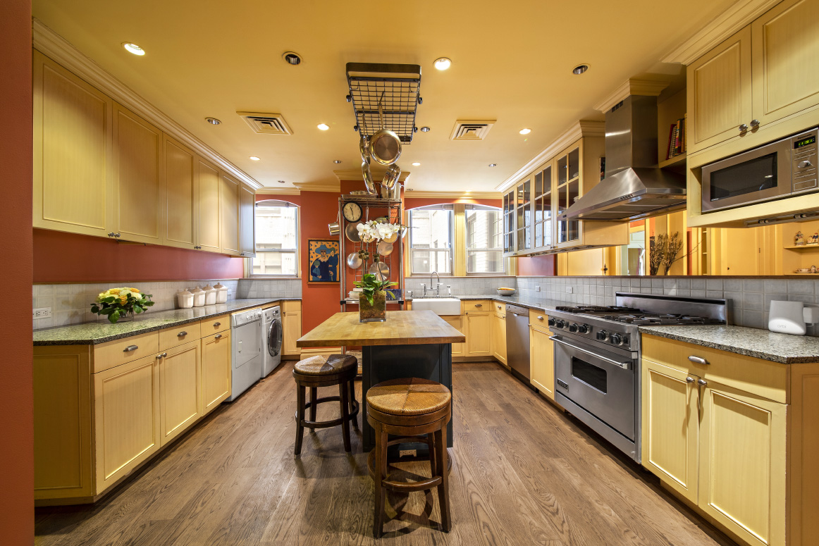 1000 Park Avenue, Unit Undisclosed Manhattan, NY 10028 - Photo 6 of 13