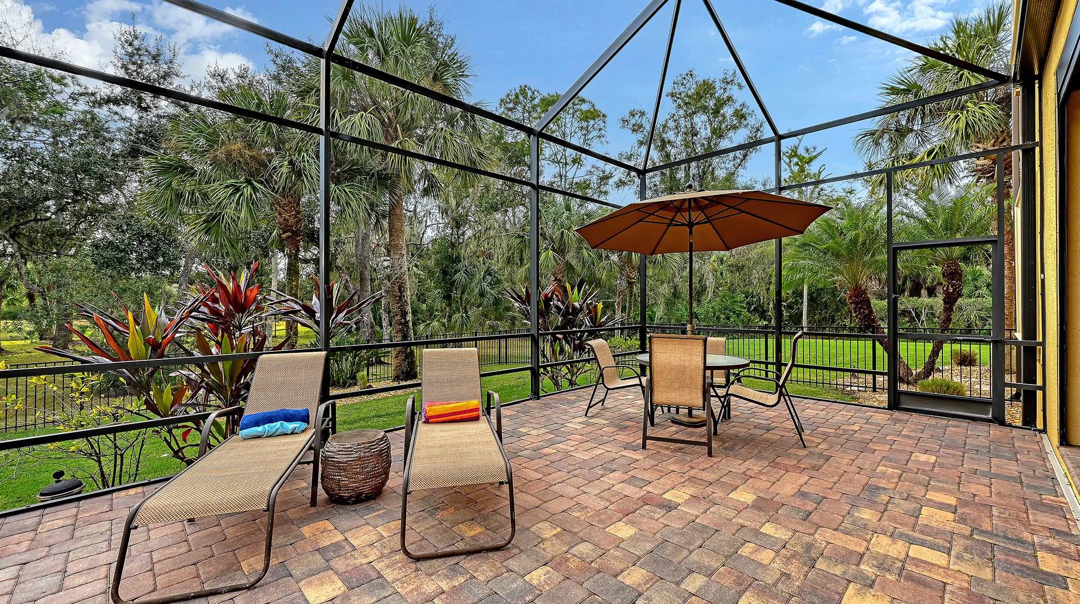 9489 Swaying Branch Road Sarasota, FL 34241 - Photo 21 of 25