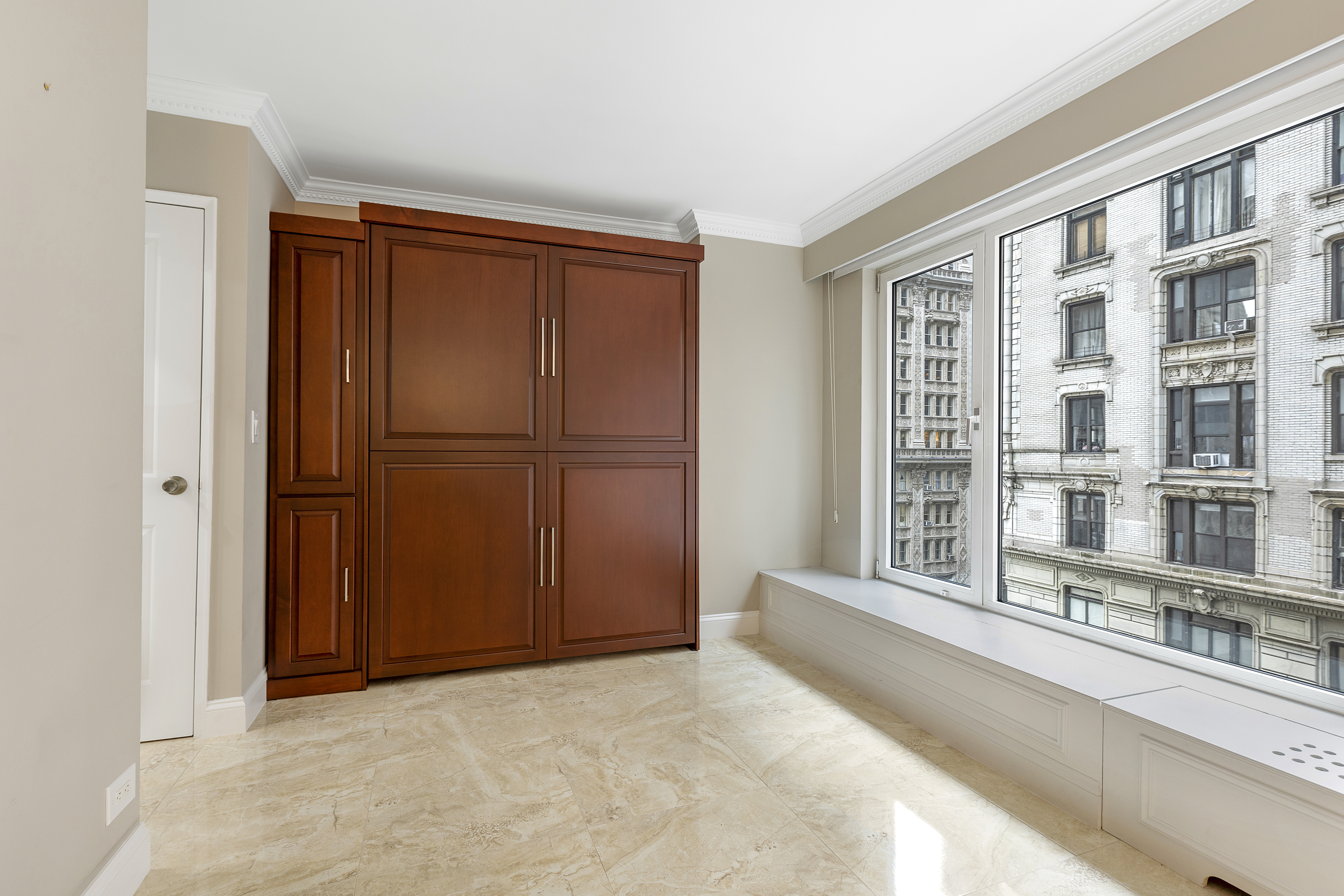 200 Central Park South, Unit 7K Manhattan, NY 10019 - Photo 4 of 15
