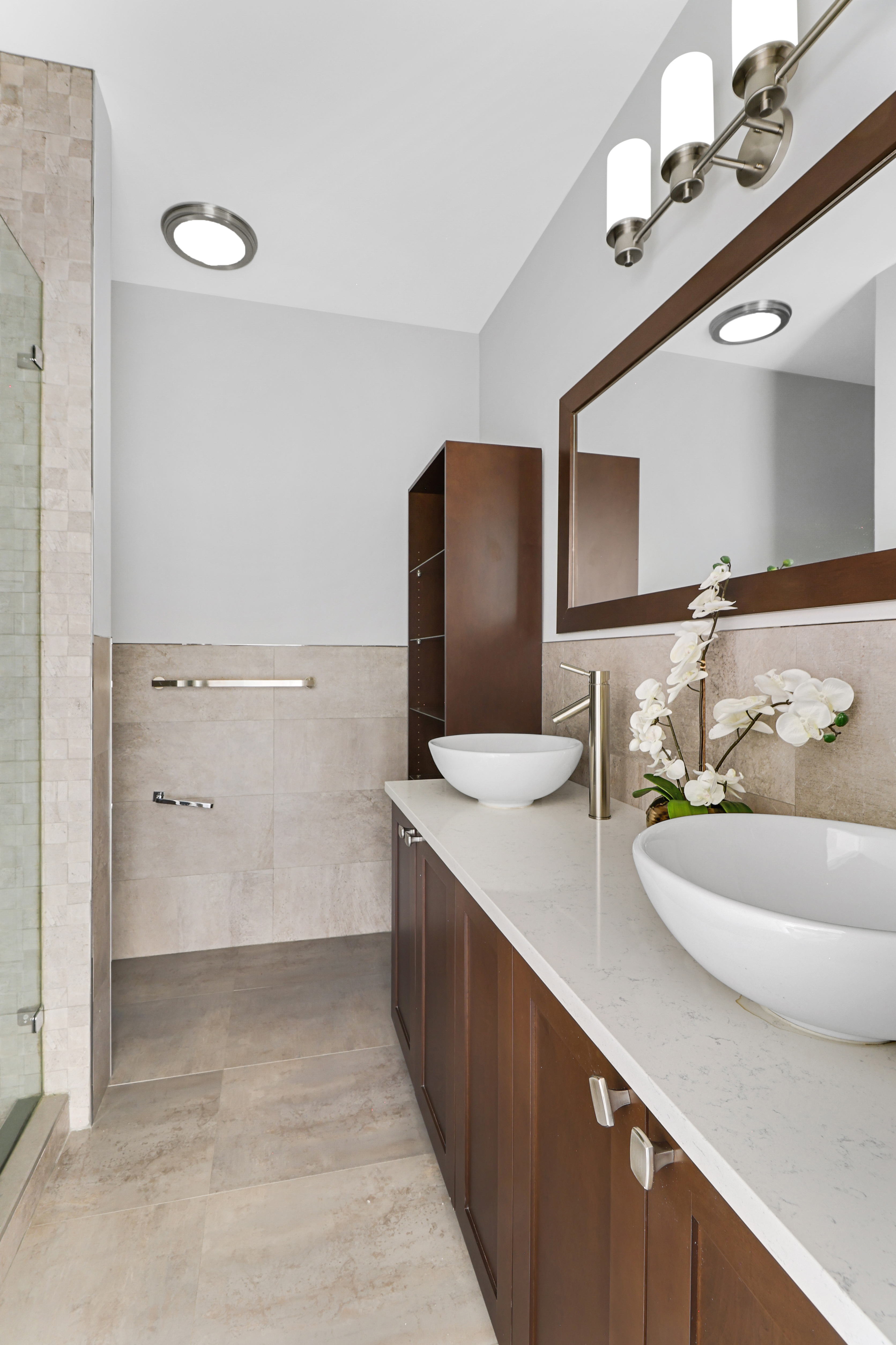 167 East 61st Street, Unit 30E Manhattan, NY 10065 - Photo 9 of 17