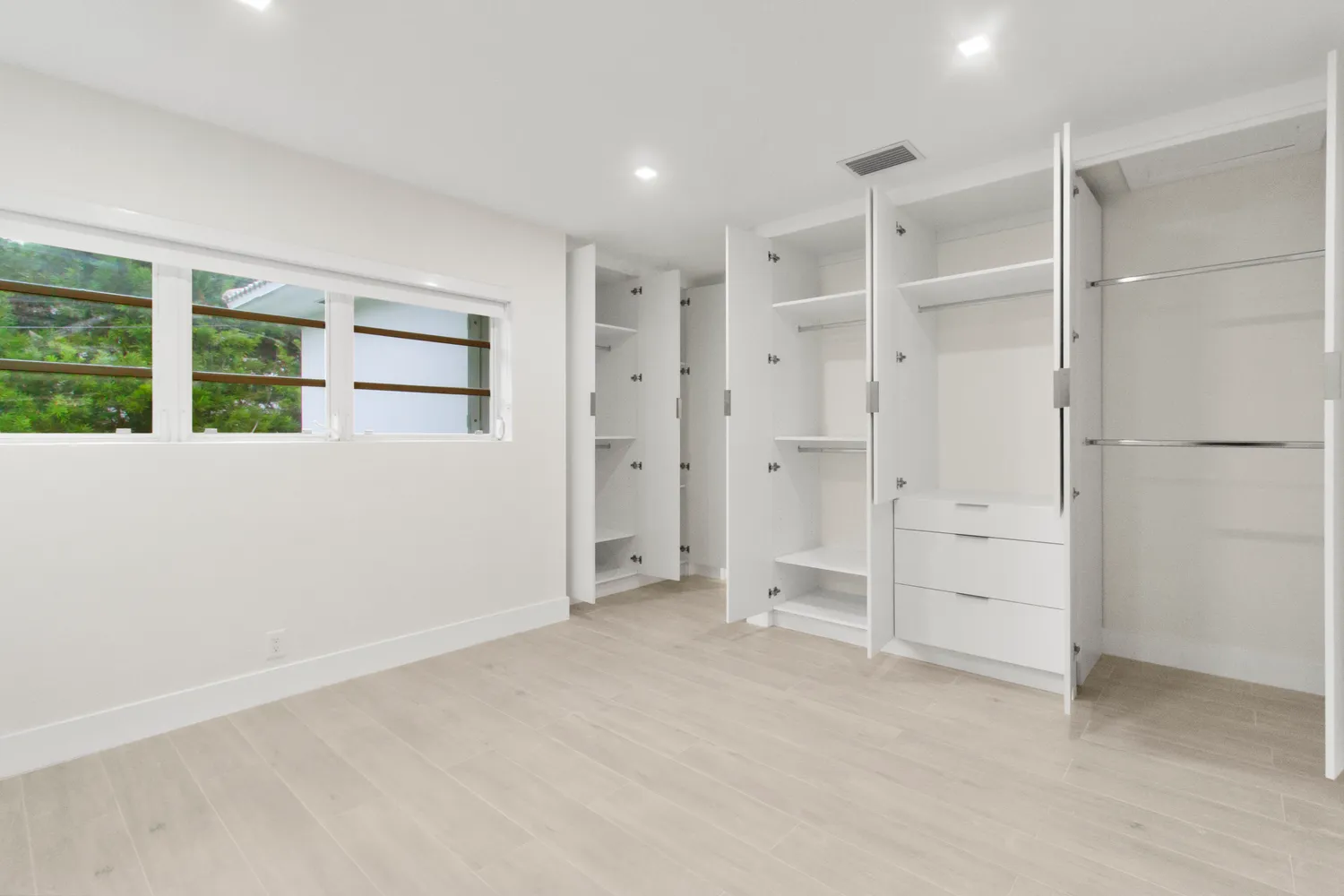 $13,900 | 1261 98th Street, Bay Harbor Islands, FL 33154