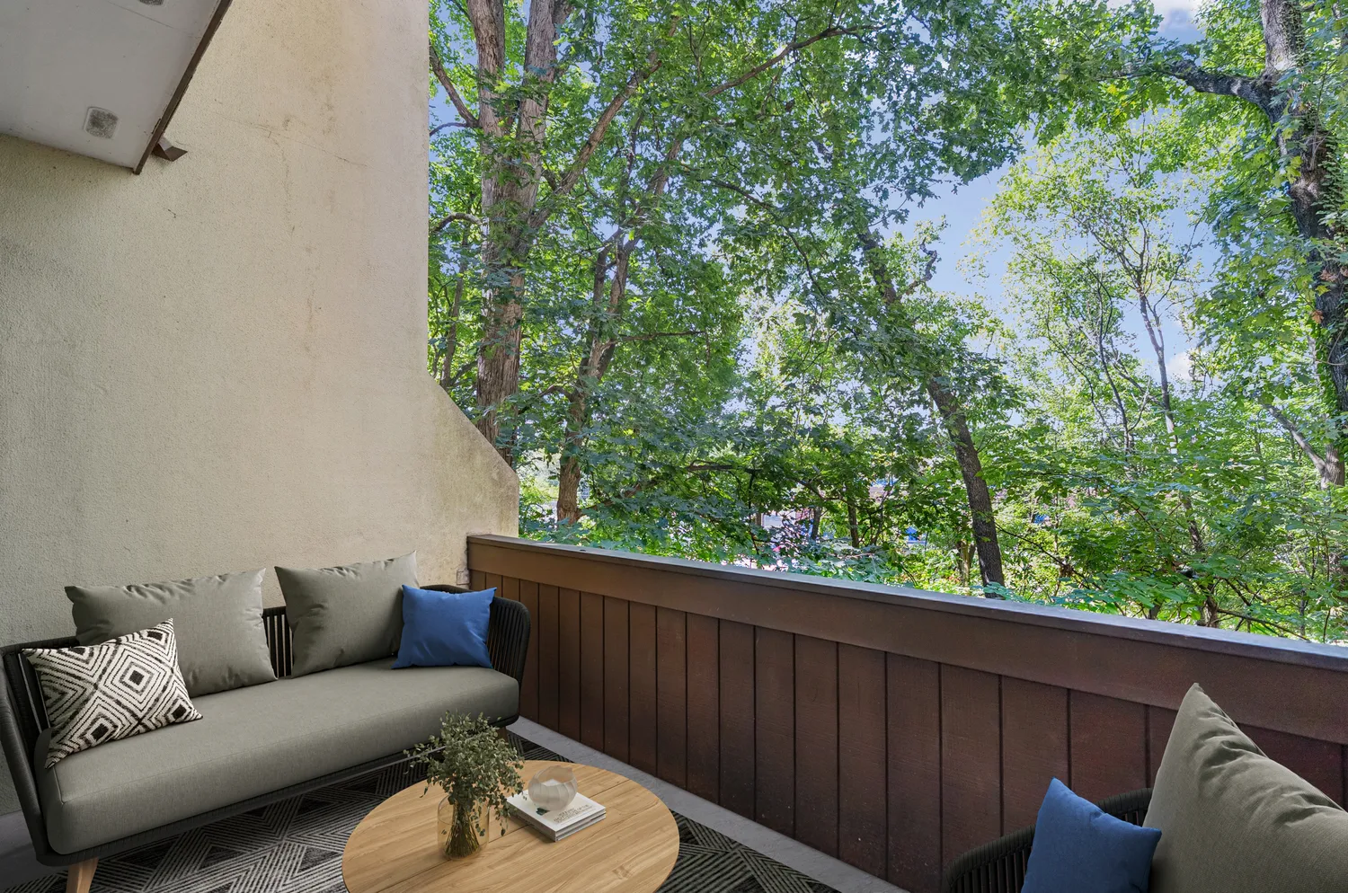 $580,000 | 2246 South Randolph Street, Unit 1, Arlington, VA 22204