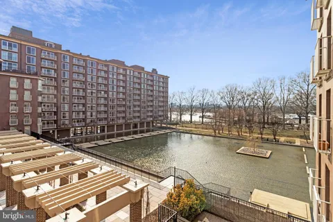 $389,900 | 510 N Street Southwest, Unit N422, Washington, DC 20024
