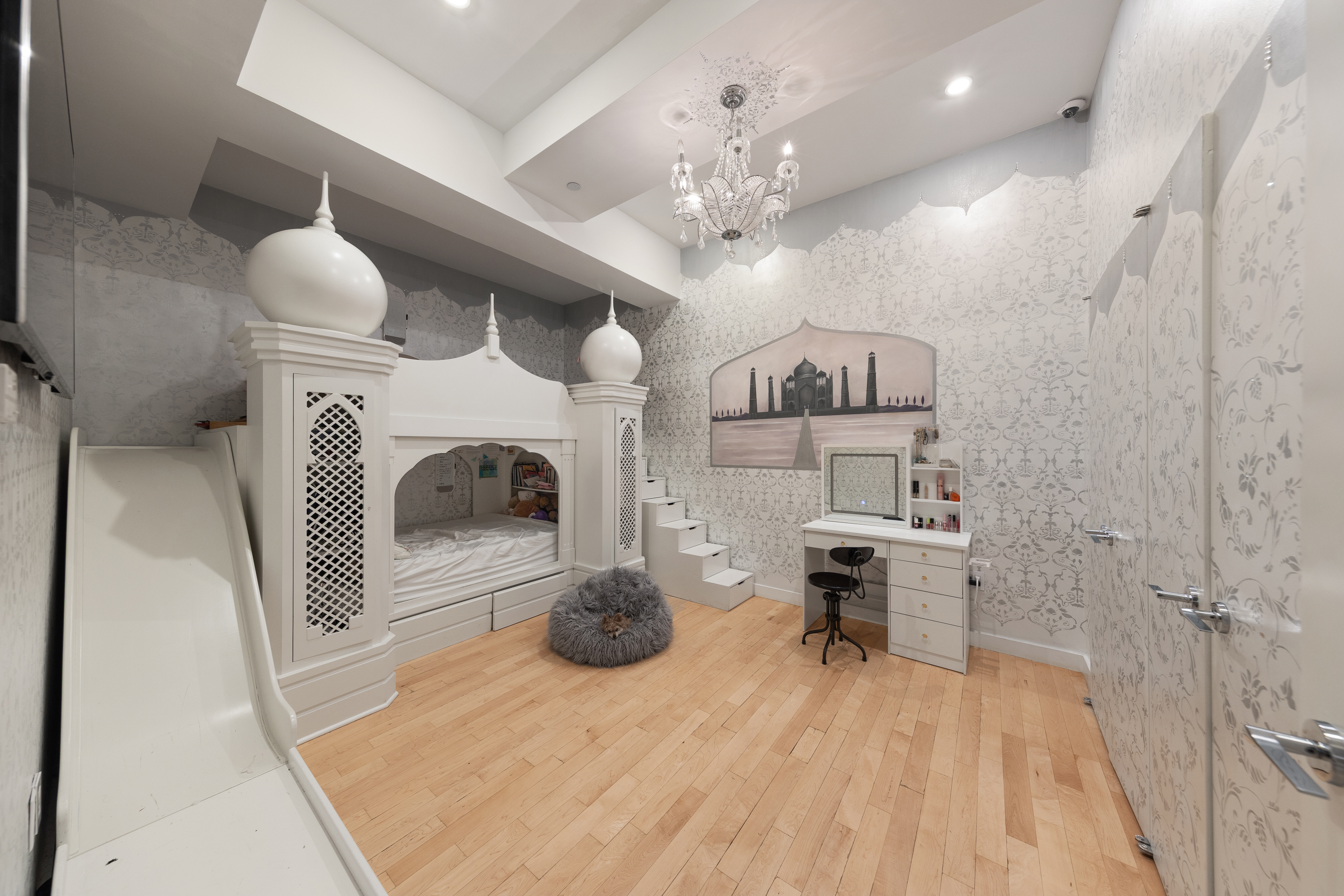 15 Broad Street, Unit 1006 Manhattan, NY 10005 - Photo 15 of 32 a living room with furniture and a fireplace