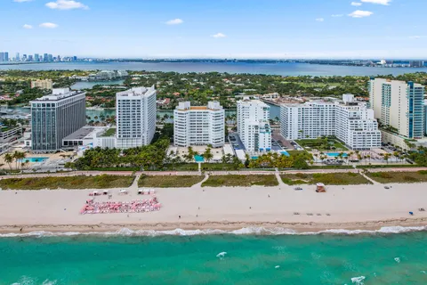 $1,199,000 | 4925 Collins Avenue, Unit 1A, Miami Beach, FL 33140
