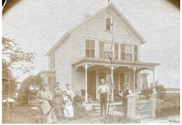 $2,750,000 | 133 Glover Street, Sag Harbor, NY 11963