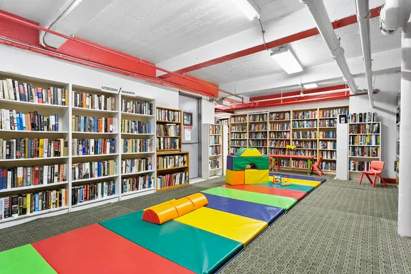 $585,000 | 11 Riverside Drive, Unit 17E | Upper West Side