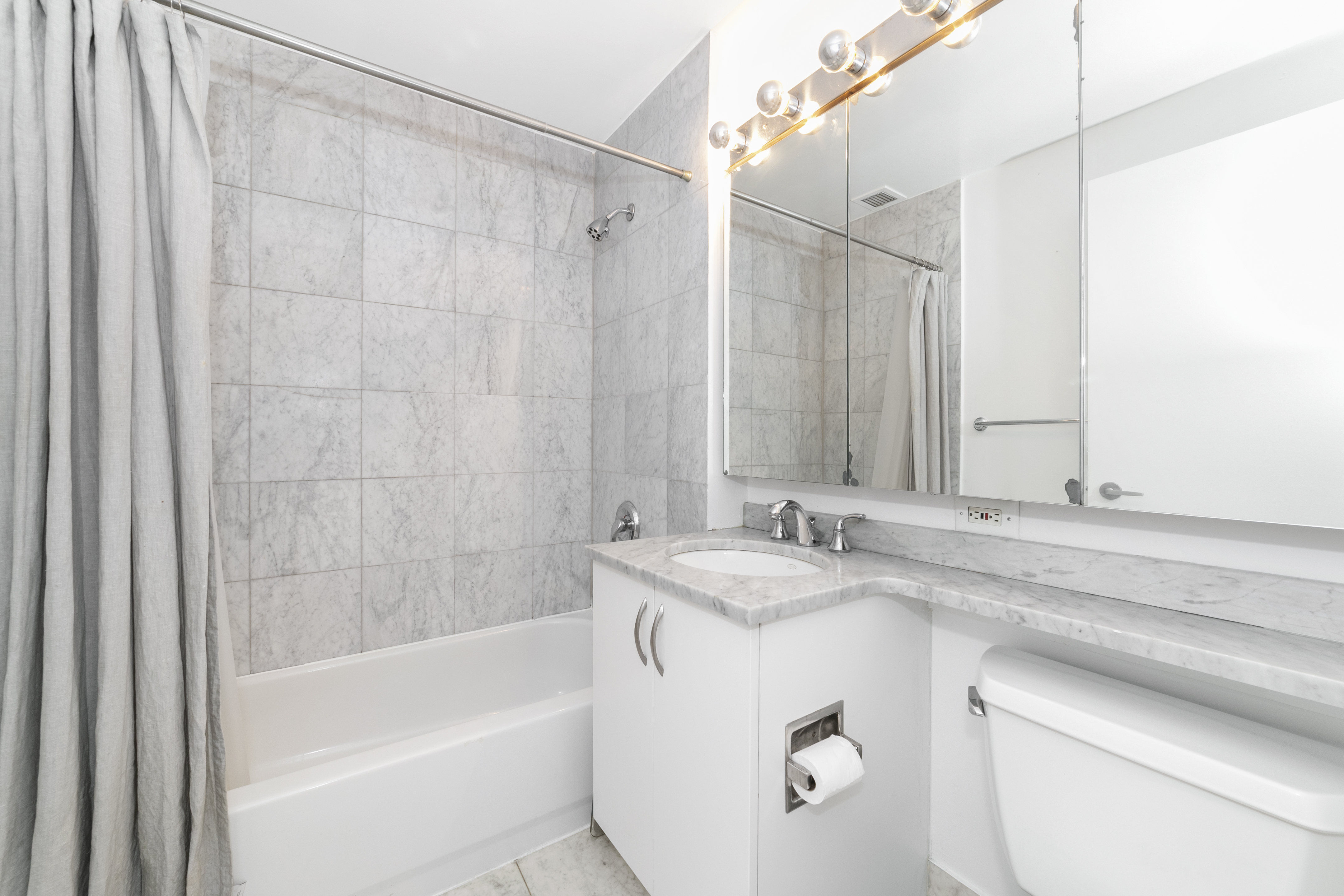 199 Bowery, Unit 4F Manhattan, NY 10002 - Photo 6 of 11