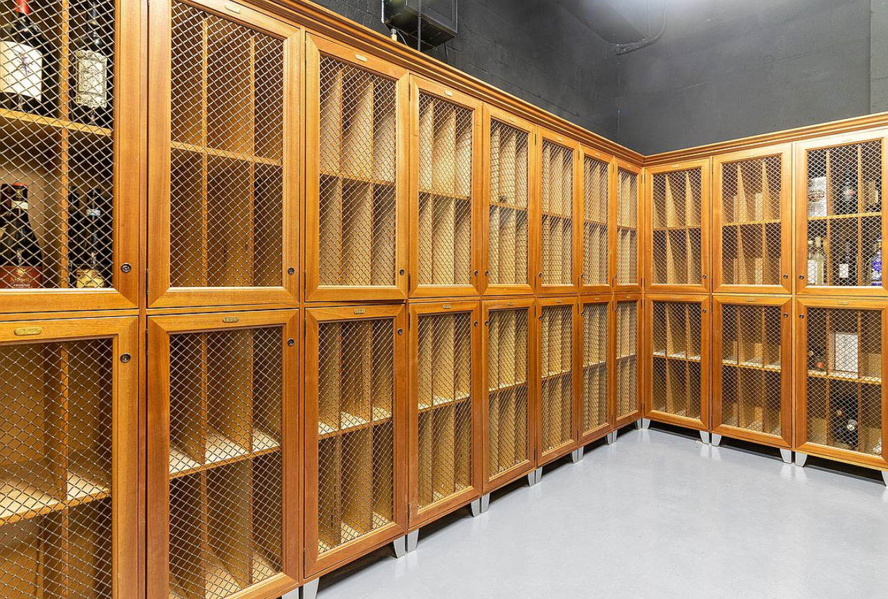 26 Broadway, Unit 402 Brooklyn, NY 11249 - Photo 13 of 17 a view of an entryway with stairs