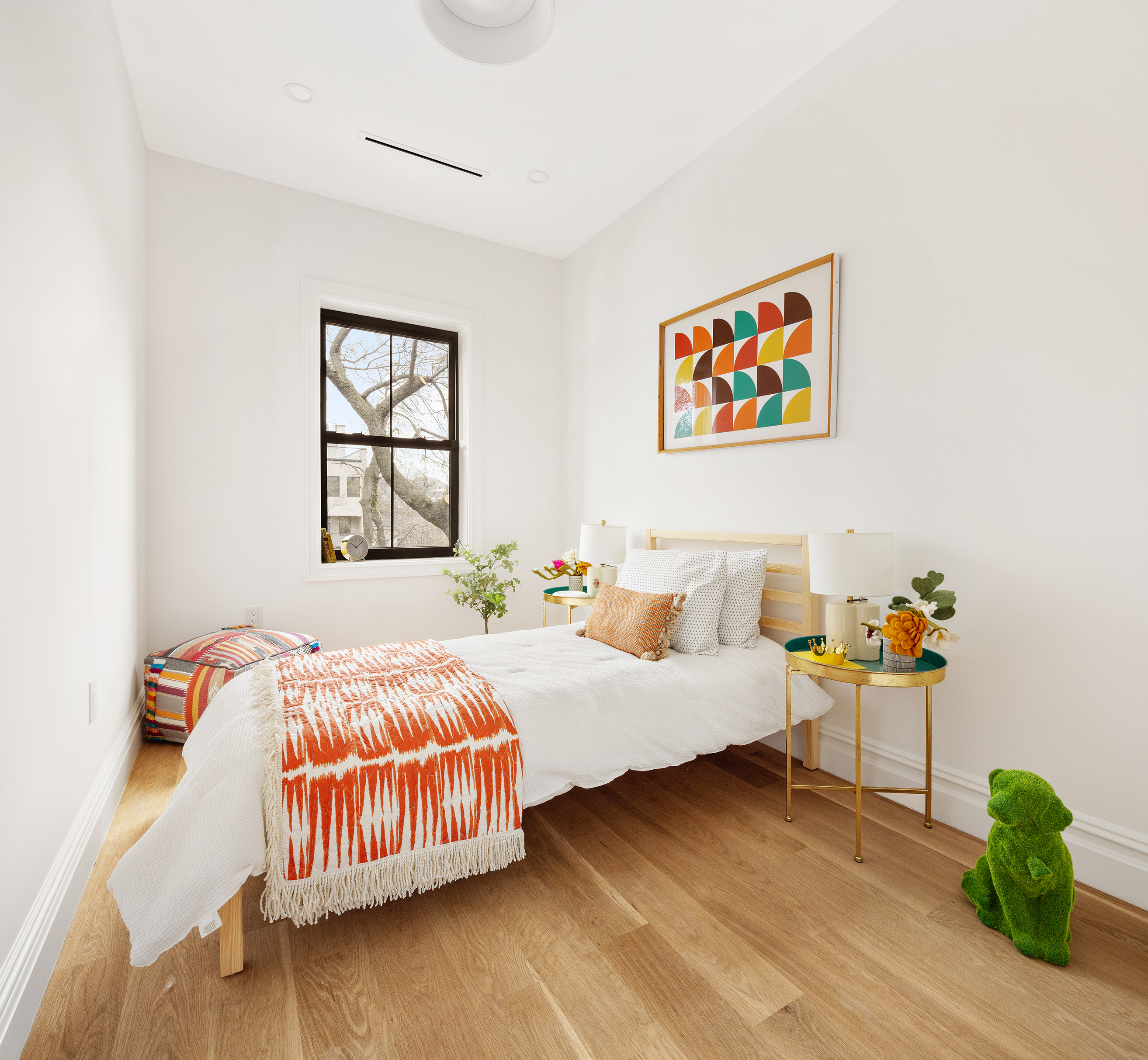 557 Saint Marks Avenue Brooklyn, NY 11216 - Photo 10 of 13