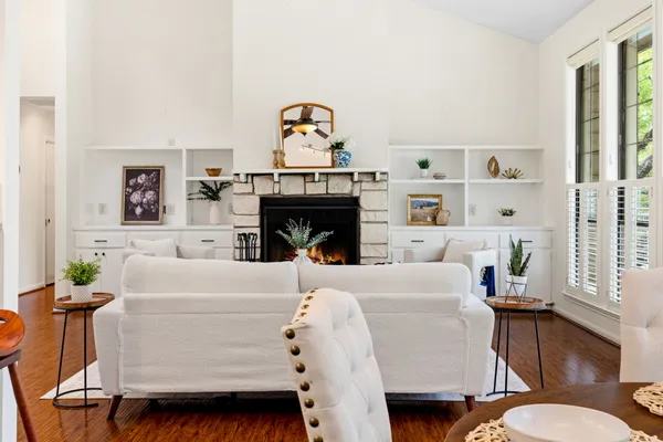 $624,900 | 6820 Cypress Point North, Unit 28, Austin, TX 78746