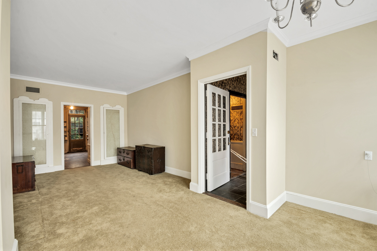 119 West 10th Street Manhattan, NY 10011 - Photo 6 of 29