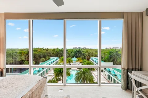 $2,550,000 | 7515 Pelican Bay Boulevard, Unit 5C, Naples, FL 34108