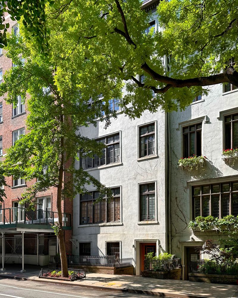 30-32 West 9th Street, Unit 5A Manhattan, NY 10011 - Photo 14 of 18 a view of a building with a tree