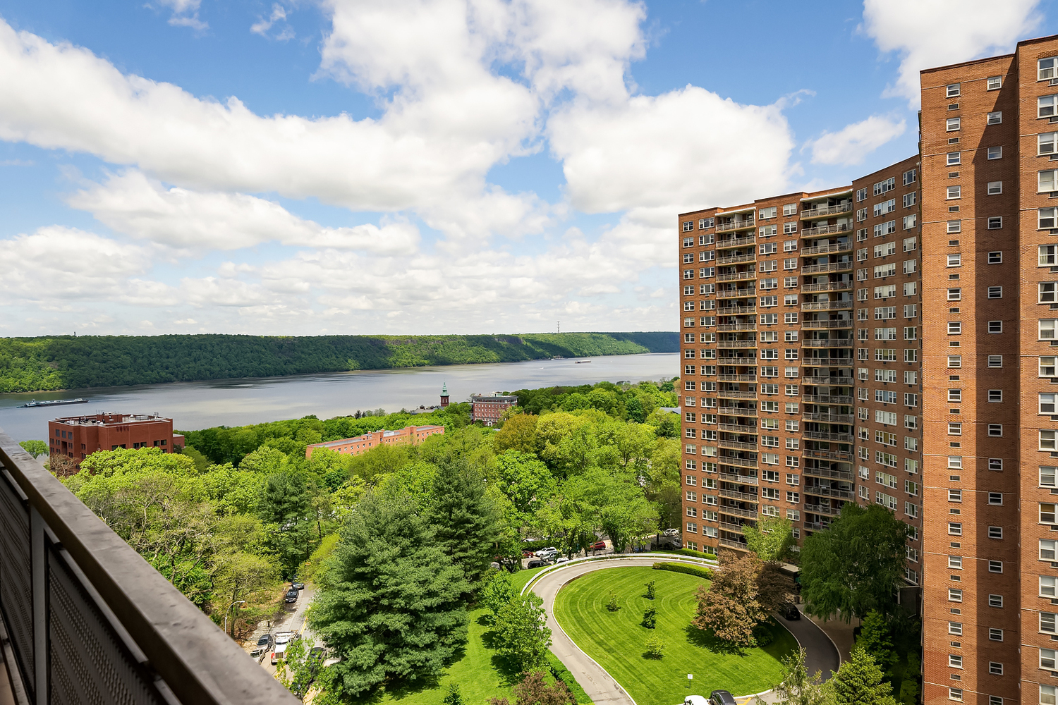 5800 Arlington Avenue, Unit 5V Bronx, NY 10471 - Photo 10 of 24