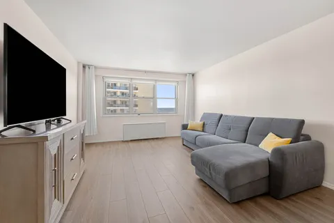 $395,000 | 102-10 66th Road, Unit 21K | Birchwood Towers